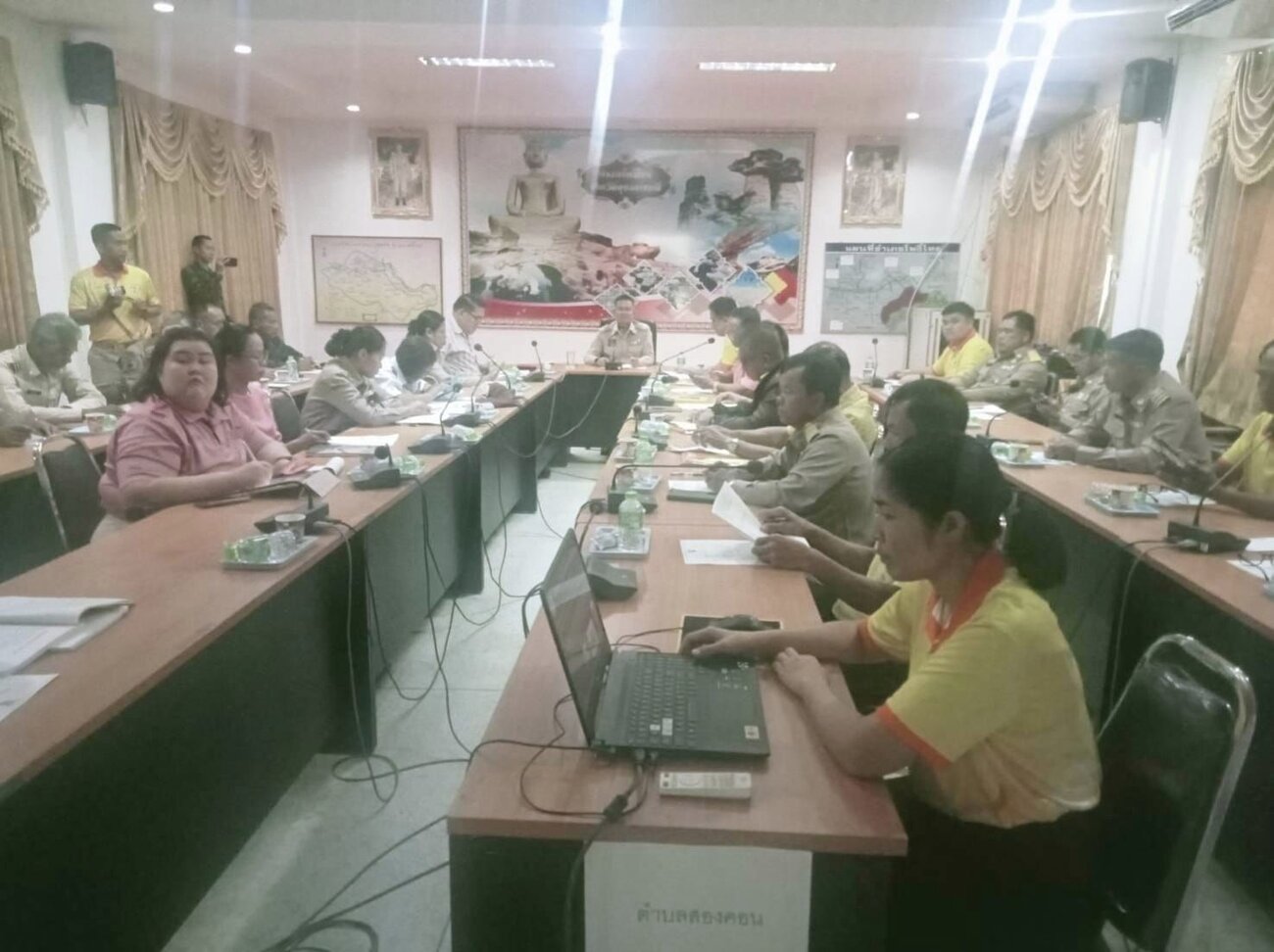 วันที่​ 3 กันยายน 2567 เวลา 13.30 น. นายสุพล ยุตกิจ รองนายกองค์การบริหารส่วนตำบลสารภี และนายนำโชค มีเพ็ง เลขานุการนายกองค์การบริหารส่วนตำบลสารภี เข้าร่วมประชุมคณะกรรมการบริหารงานอำเภอแบบบรูณาการฯ เพื่อรับทราบข้อราชการและแนว ทางการปฎิบัติงาน ประชุมประจำเดือนกันยายน 2567